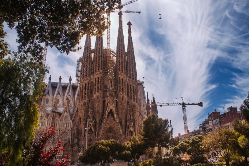 pequenos-monstros-barcelona-de-bicicleta-18